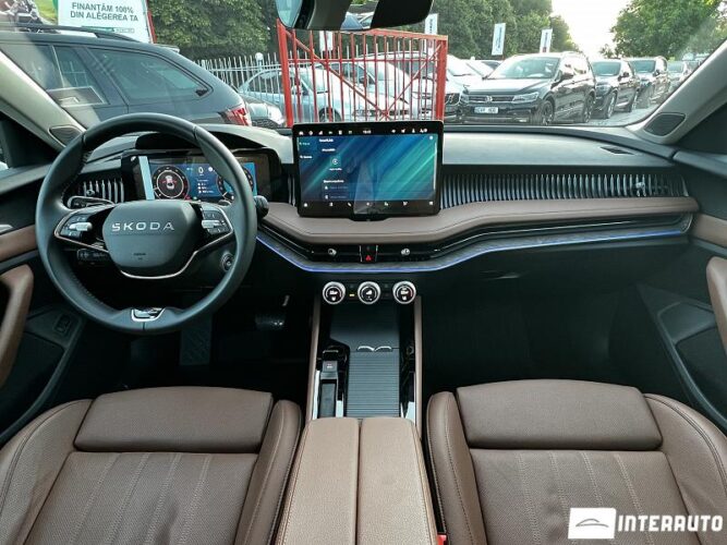 skoda Superb 2025