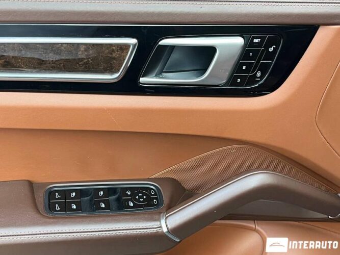 porsche Cayenne 2018
