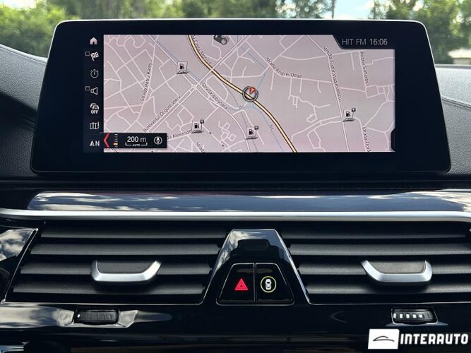 bmw 520 2019