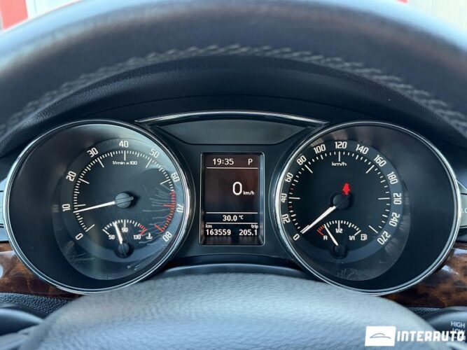 Skoda Superb 43 skoda Superb 2014