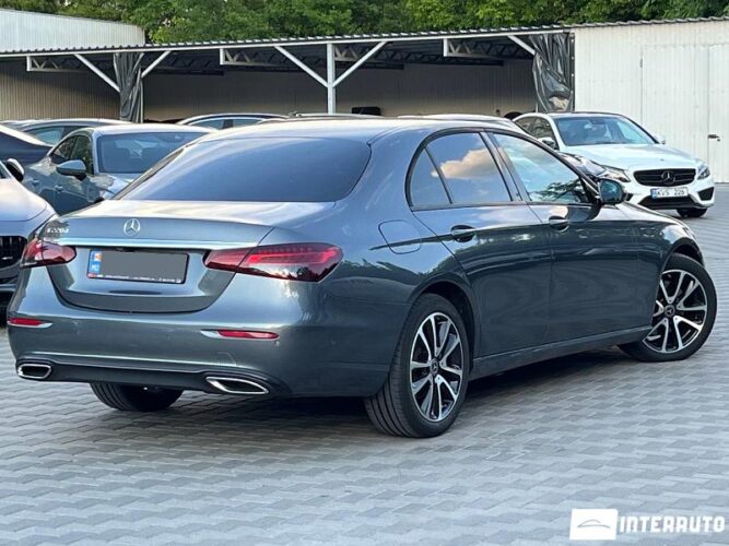 Mercedes E 220 36 mercedes E 220 2020