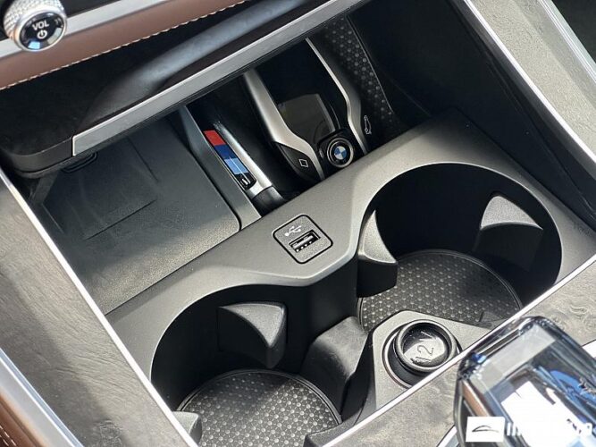 BMW X5 4.5e 52 bmw X5 4.5e 2020