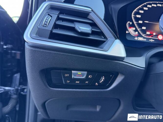 BMW 330 52 bmw 330 2019