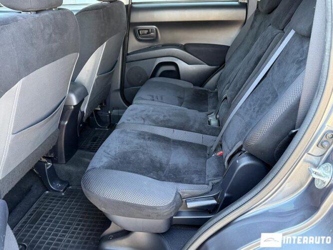mitsubishi Outlander XL 2011