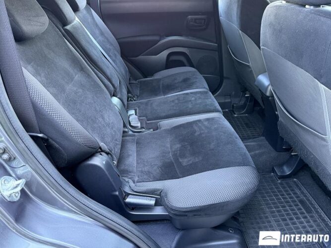 mitsubishi Outlander XL 2011