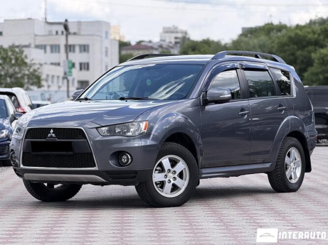 Mitsubishi Outlander XL 2011 doar la InterAuto