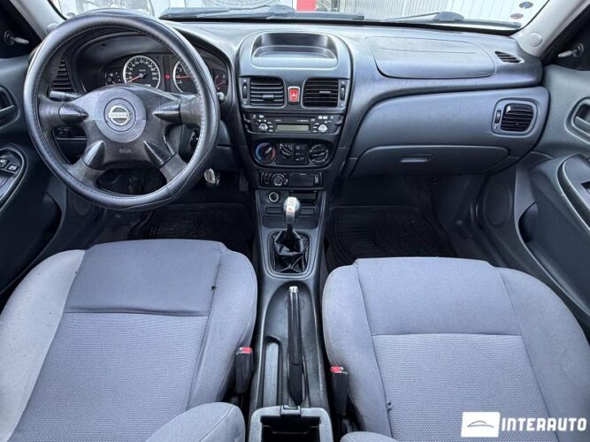 nissan Almera 2005