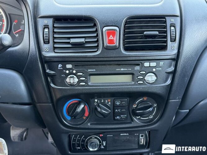 nissan Almera 2005
