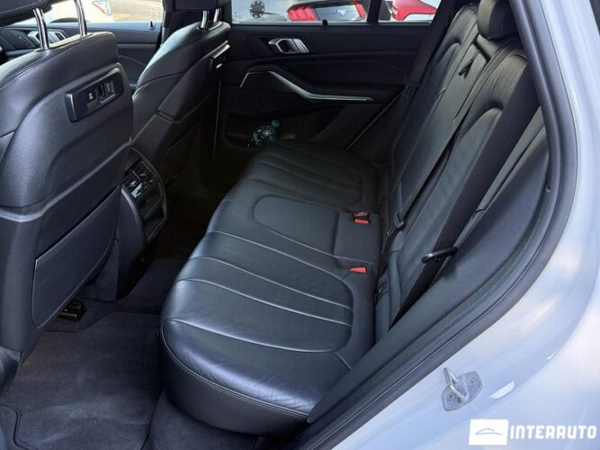 bmw X5 4.5e 2021
