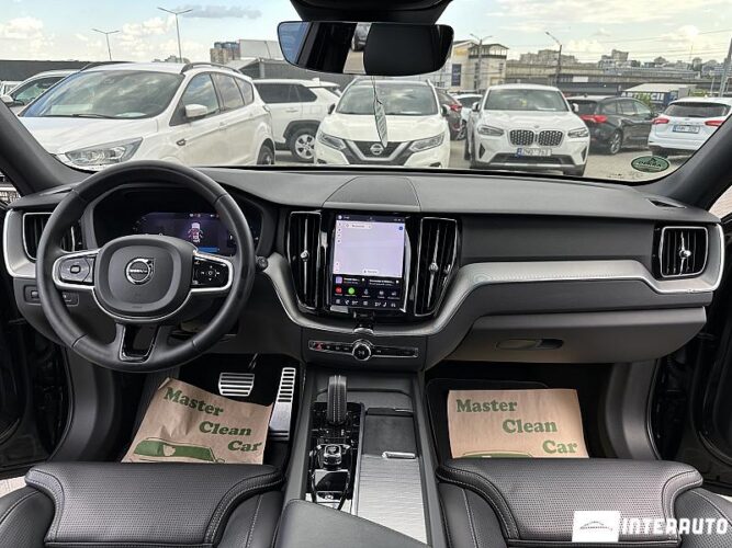 volvo XC 60 2022