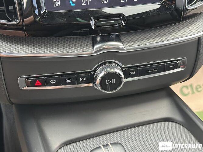 volvo XC 60 2022