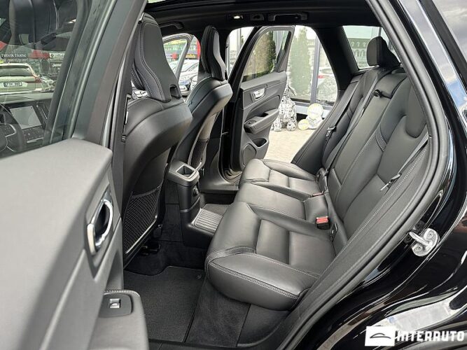 volvo XC 60 2022
