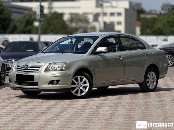 Toyota Avensis 2007 doar la InterAuto
