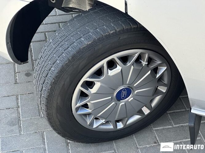 ford Transit 2017