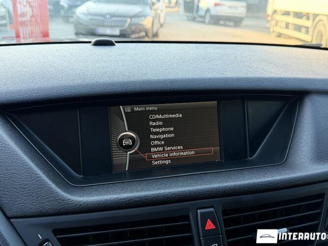 BMW X1 2.0D 40 bmw X1 2.0D 2012