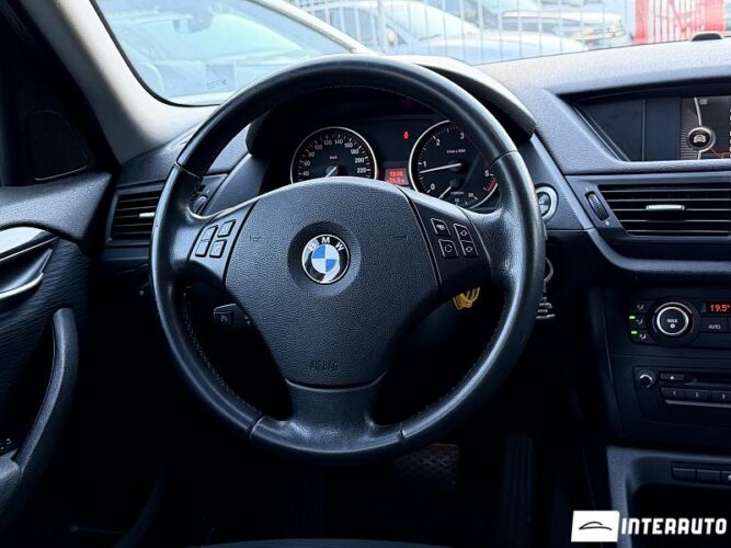 BMW X1 2.0D 38 bmw X1 2.0D 2012