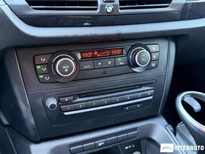 BMW X1 2.0D 41 bmw X1 2.0D 2012