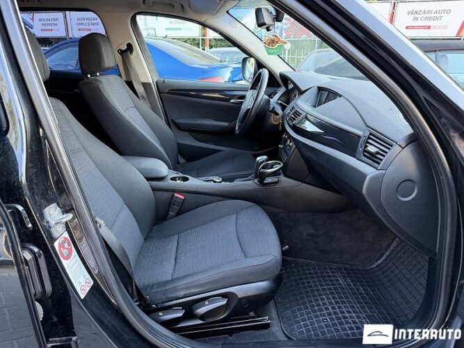BMW X1 2.0D 44 bmw X1 2.0D 2012