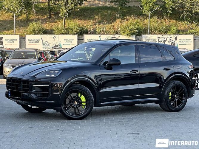 porsche Cayenne E-Hybrid 2024