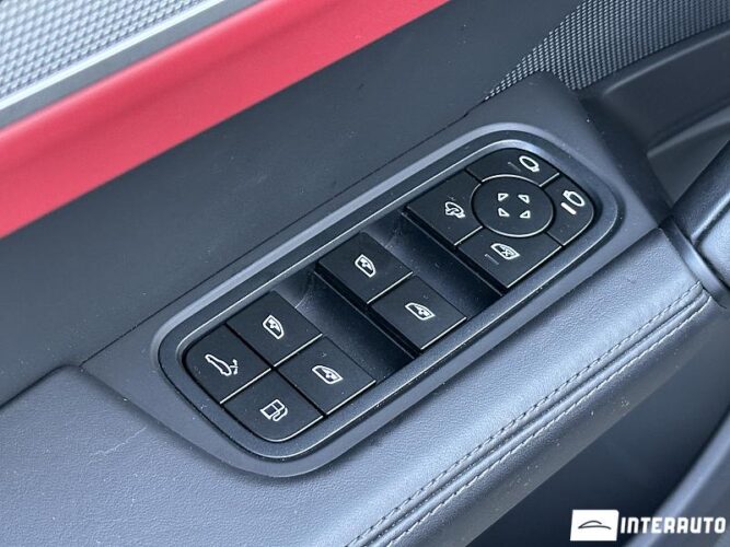 porsche Cayenne E-Hybrid 2024
