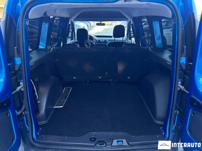 Dacia Dokker Stepway 49 dacia Dokker Stepway 2015