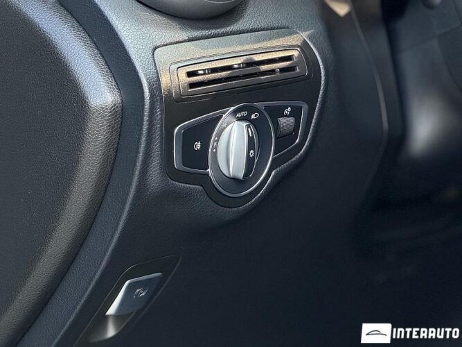 Mercedes GLC 200 38 mercedes GLC 200 2019