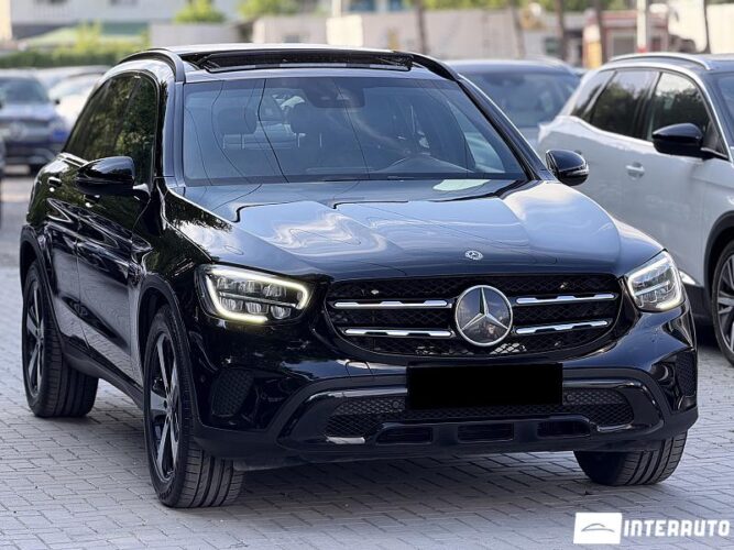 Mercedes GLC 200 32 mercedes GLC 200 2019