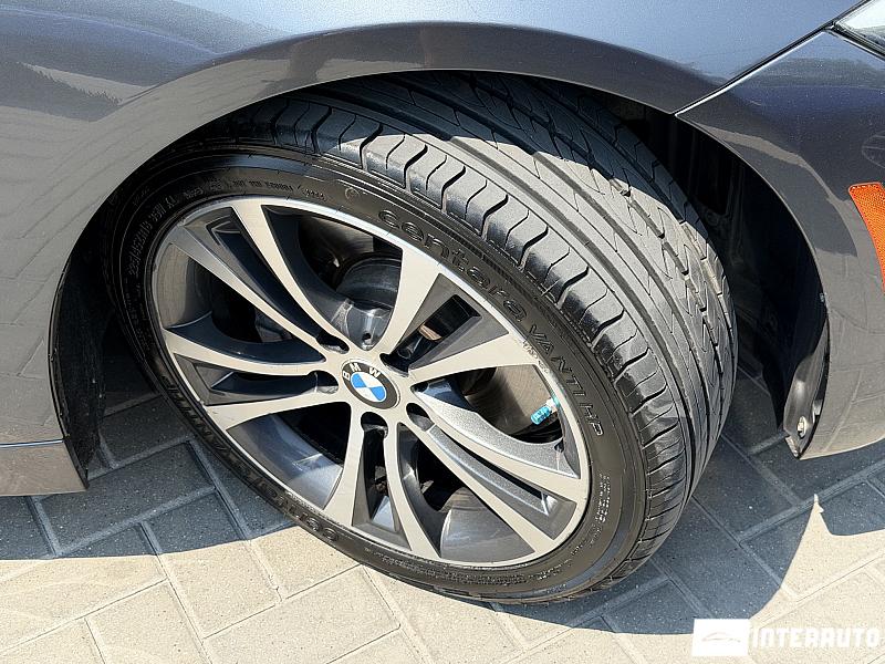 bmw 330E 2018