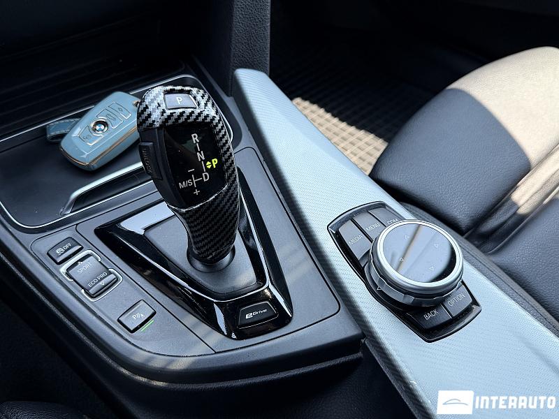 bmw 330E 2018