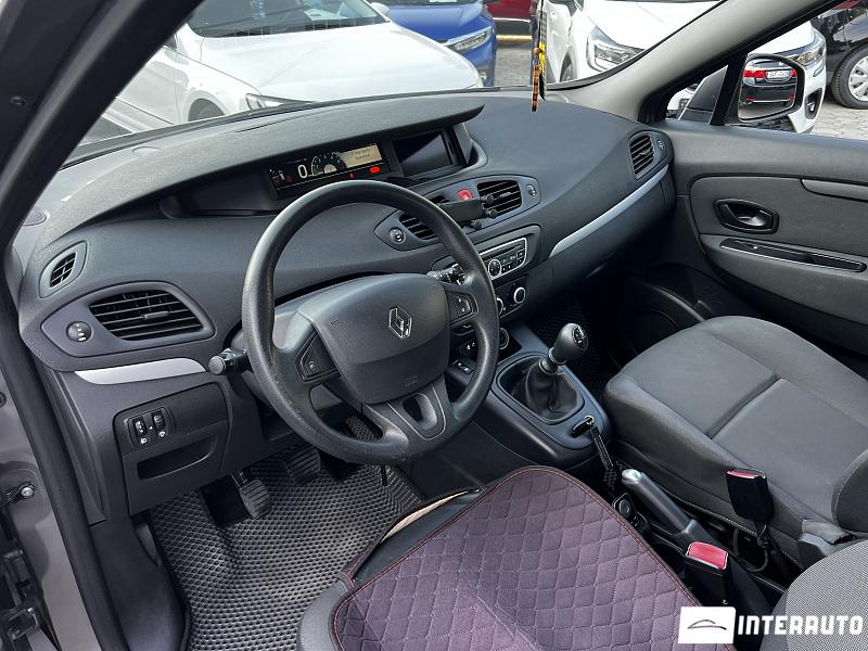 renault Scenic 2011