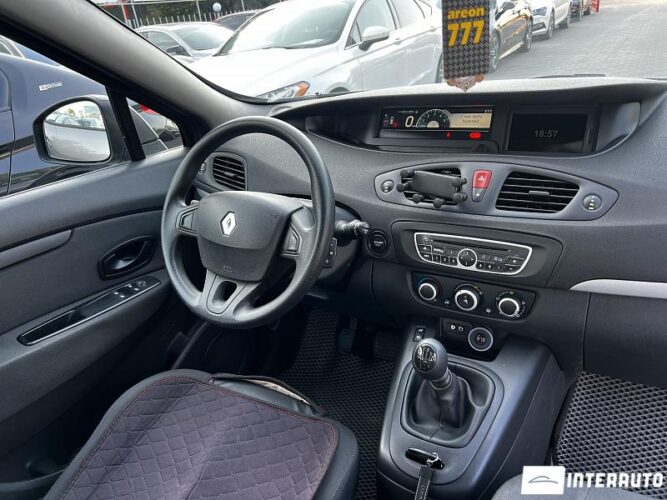 renault Scenic 2011