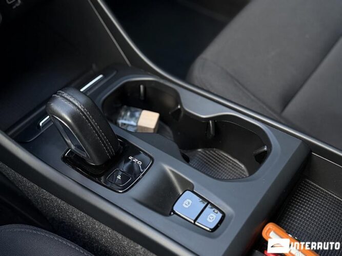 Volvo XC 40 46 volvo XC 40 2021