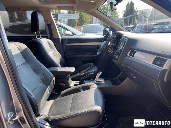 Mitsubishi Outlander 52 mitsubishi Outlander 2014