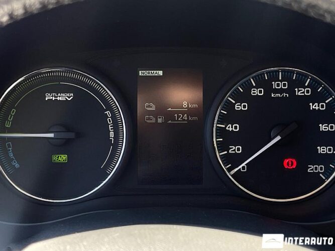 Mitsubishi Outlander 46 mitsubishi Outlander 2014