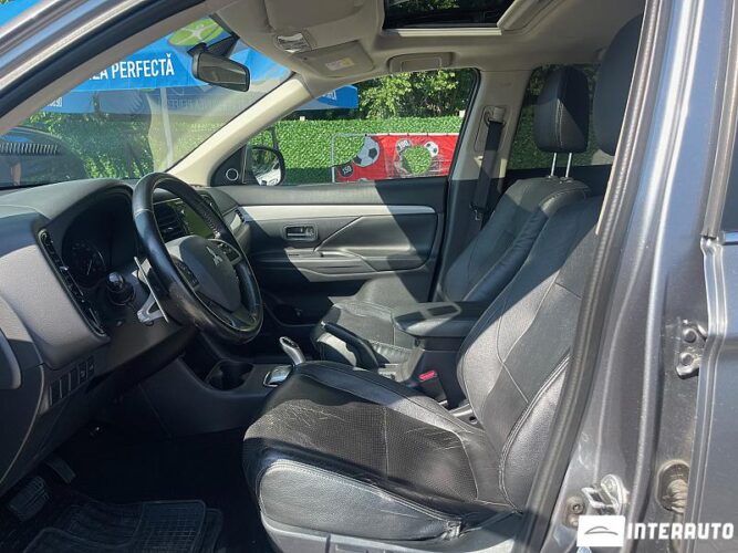 Mitsubishi Outlander 42 mitsubishi Outlander 2014