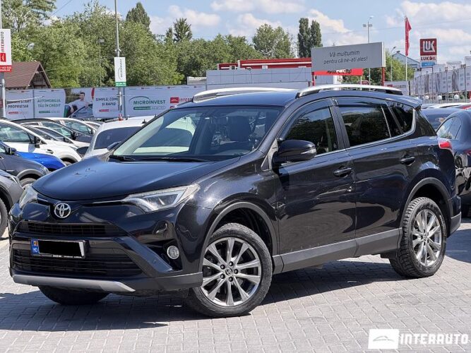 Toyota Rav-4 2017 doar la InterAuto