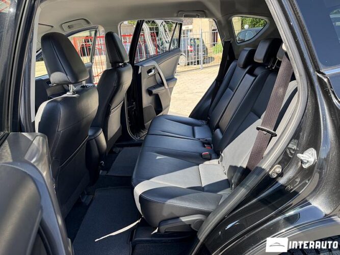 Toyota Rav-4 43 toyota Rav-4 2017
