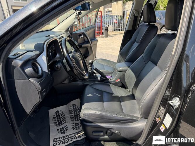 Toyota Rav-4 33 toyota Rav-4 2017