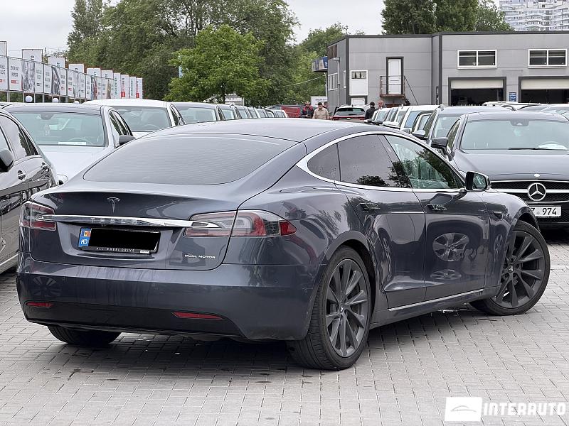tesla Model S 2019