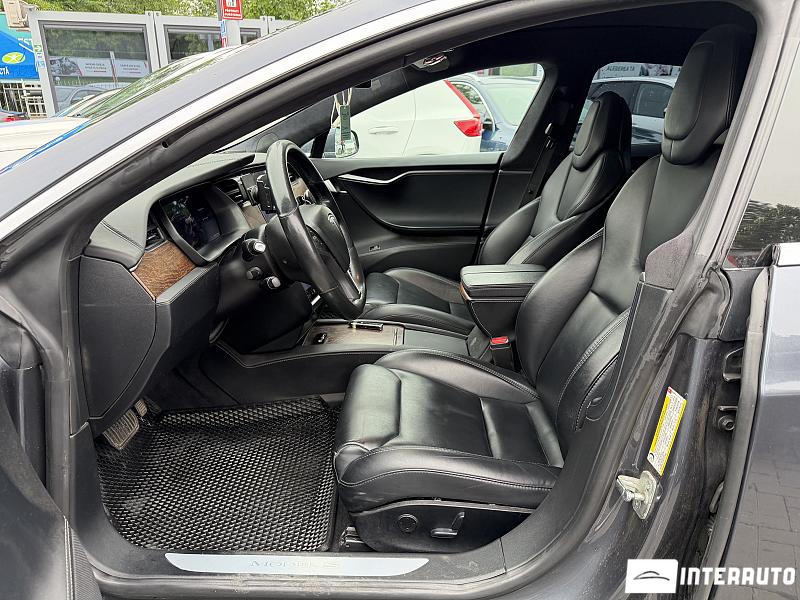 tesla Model S 2019