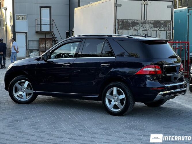 Mercedes ML 250 37 mercedes ML 250 2015