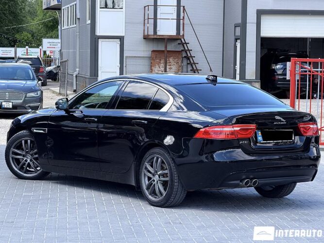 Jaguar XE 32 jaguar XE 2017