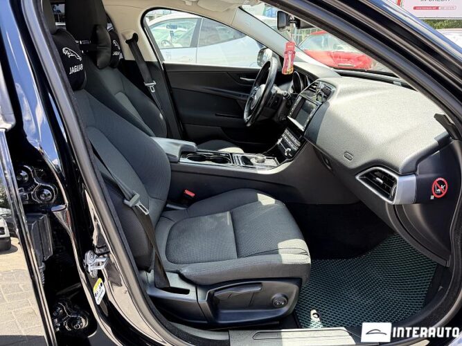 Jaguar XE 34 jaguar XE 2017