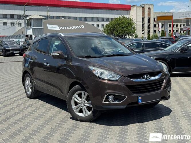 Hyundai Tucson 2013 doar la InterAuto