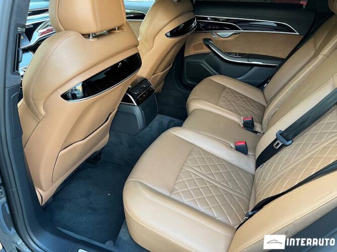 Audi S8 61 audi S8 2020