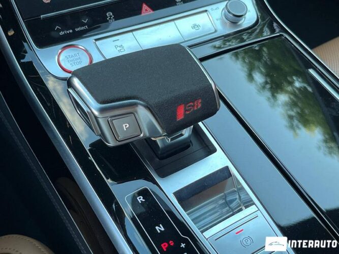 Audi S8 57 audi S8 2020