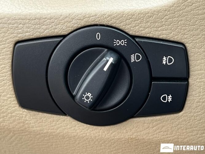 bmw X1 1.8D 2010