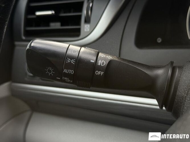 Toyota Camry 43 toyota Camry 2011
