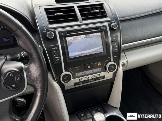 Toyota Camry 47 toyota Camry 2011