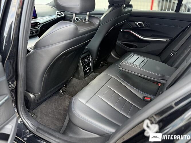 bmw 330E 2025